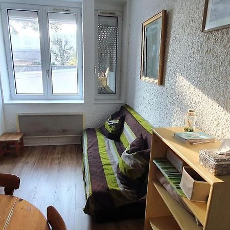 Le Français, studio au calme proche de la gare Besançon Extérieur photo