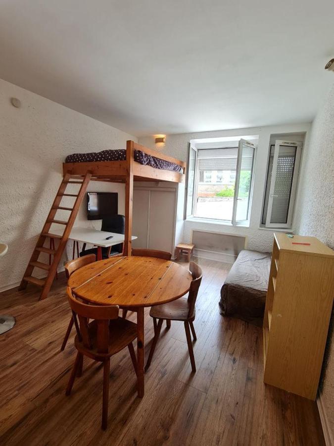 Le Français, studio au calme proche de la gare Besançon Extérieur photo